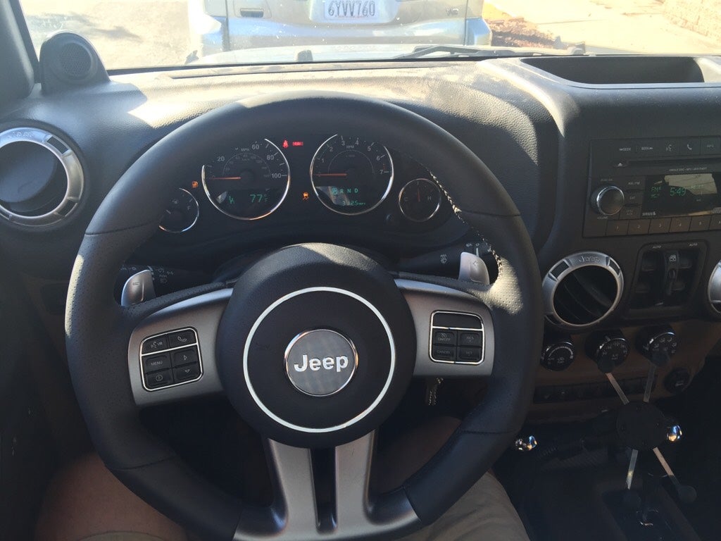 Steering Wheel Swap - SRT Wheel to JK | Jeep Garage - Jeep Forum